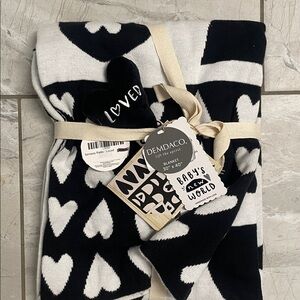 Demdaco Black and White Heart Blanket